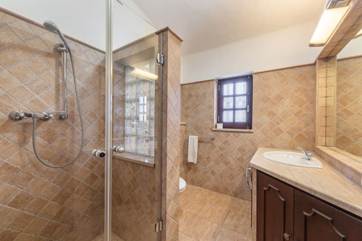 Image No.19-4 Bed Villa for sale