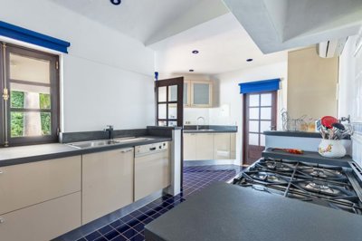 23-4534-78d1f4f8b6655591b02d22fabb36a692d73cc