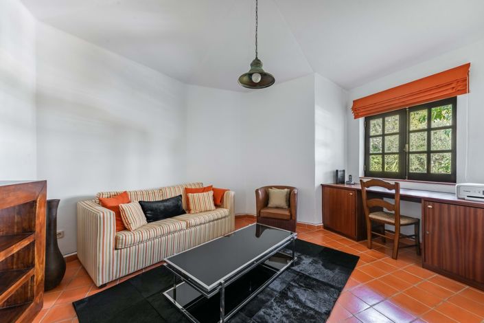 Image No.32-6 Bed Villa for sale