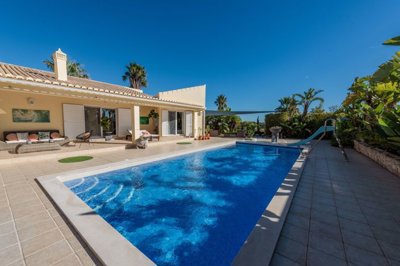 23-4538-78d1f4f8b6655591b02d22fabb36a692d73cc