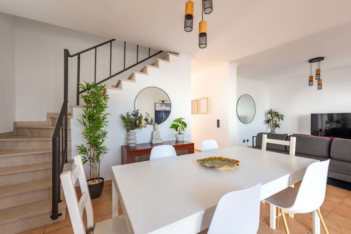 Image No.9-3 Bed Villa for sale