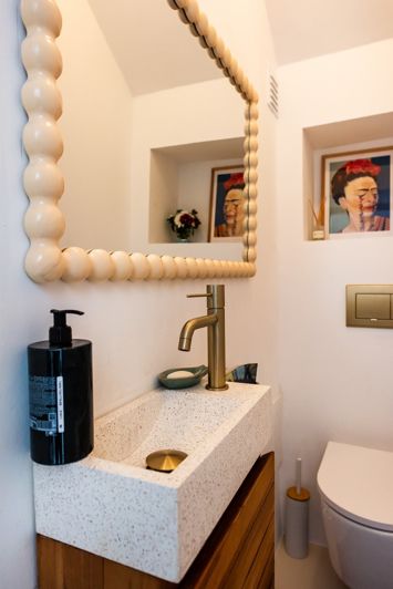 Image No.11-3 Bed Townhouse for sale