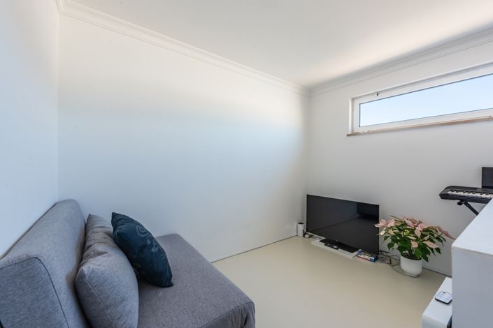 Image No.30-3 Bed Townhouse for sale