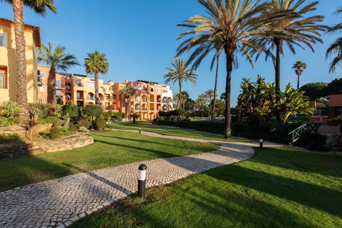 Image No.33-3 Bed Townhouse for sale