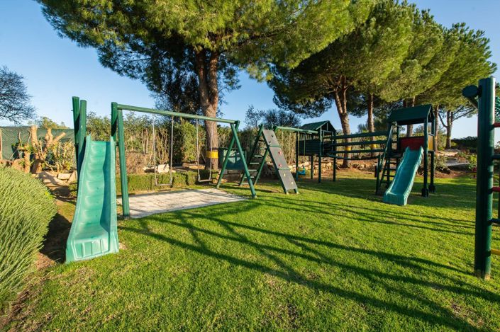 Image No.36-3 Bed Townhouse for sale