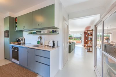 23-4551-78d1f4f8b6655591b02d22fabb36a692d73cc