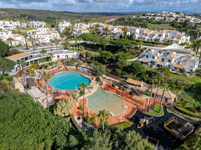 Image No.3-3 Bed Townhouse for sale