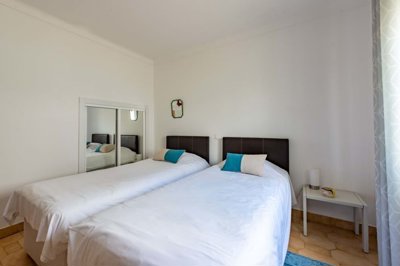 23-4545-78d1f4f8b6655591b02d22fabb36a692d73cc