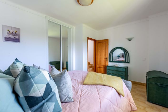 Image No.23-3 Bed Townhouse for sale