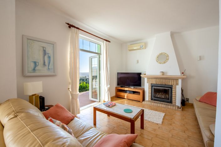 Image No.9-3 Bed Townhouse for sale