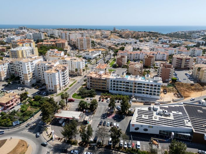 Image No.28-3 Bed Apartment for sale