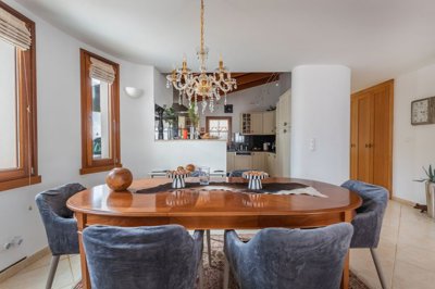 23-4550-78d1f4f8b6655591b02d22fabb36a692d73cc