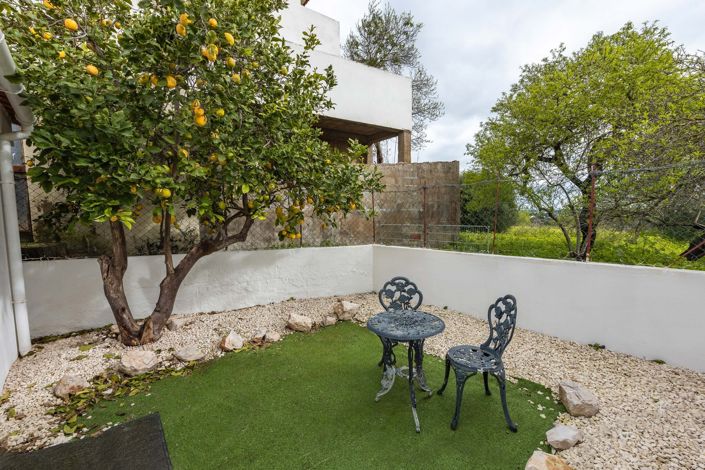 Image No.6-Villa for sale