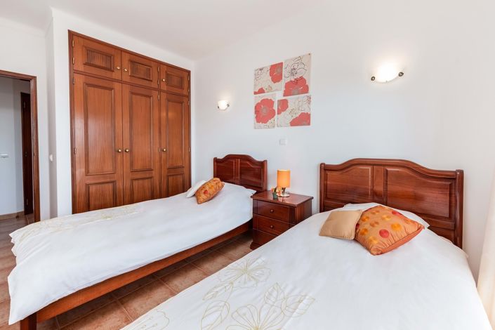 Image No.16-2 Bed Apartment for sale