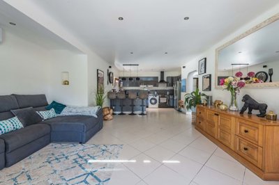 23-4554-78d1f4f8b6655591b02d22fabb36a692d73cc