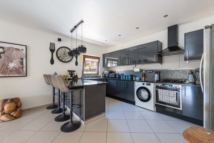 Image No.5-4 Bed Villa for sale