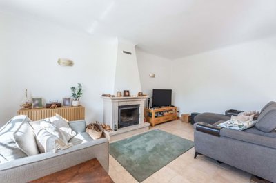 23-4548-78d1f4f8b6655591b02d22fabb36a692d73cc