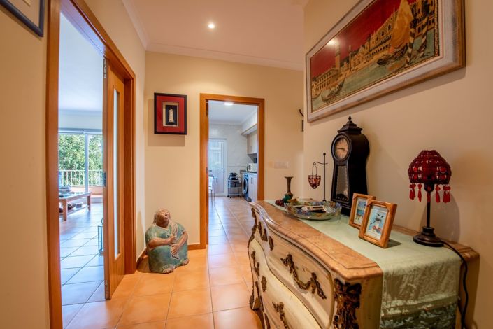 Image No.8-3 Bed Apartment for sale