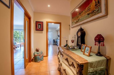 23-4564-78d1f4f8b6655591b02d22fabb36a692d73cc