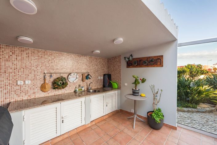 Image No.23-4 Bed Villa for sale