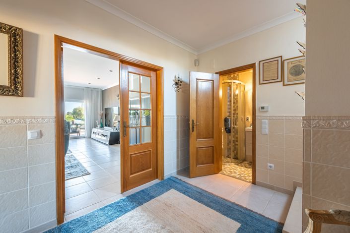 Image No.29-4 Bed Villa for sale