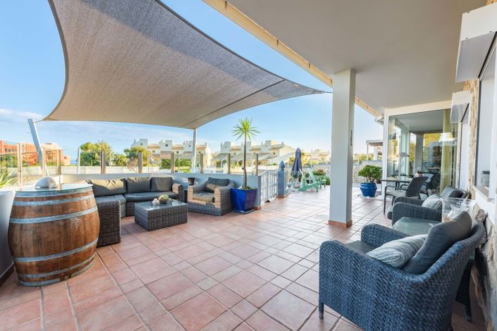 Image No.3-4 Bed Villa for sale