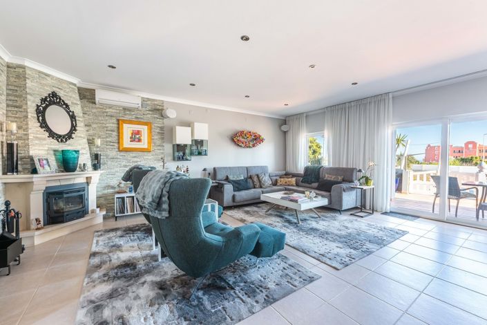 Image No.4-4 Bed Villa for sale