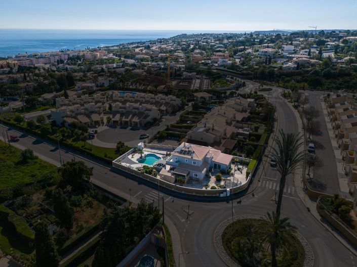 Image No.56-4 Bed Villa for sale