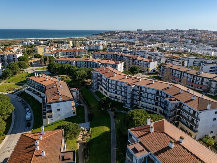 Image No.16-2 Bed Apartment for sale