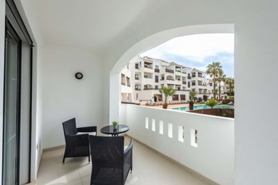 23-4562-78d1f4f8b6655591b02d22fabb36a692d73cc