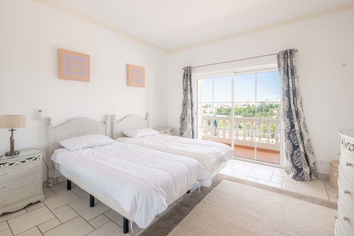 Image No.21-5 Bed Villa for sale