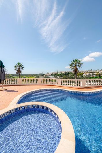 Image No.32-5 Bed Villa for sale