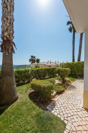 Image No.21-2 Bed Townhouse for sale