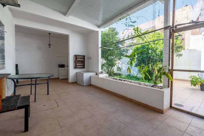 Image No.11-3 Bed Townhouse for sale