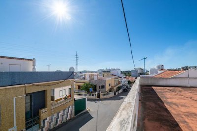 23-4570-78d1f4f8b6655591b02d22fabb36a692d73cc