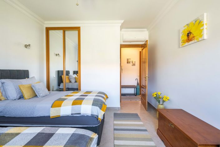 Image No.12-2 Bed Apartment for sale