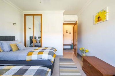 23-4573-78d1f4f8b6655591b02d22fabb36a692d73cc