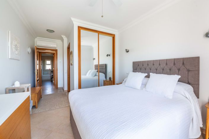 Image No.16-2 Bed Apartment for sale