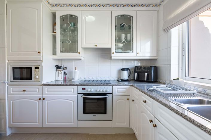 Image No.9-2 Bed Apartment for sale