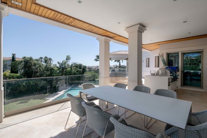 Image No.14-5 Bed Villa for sale