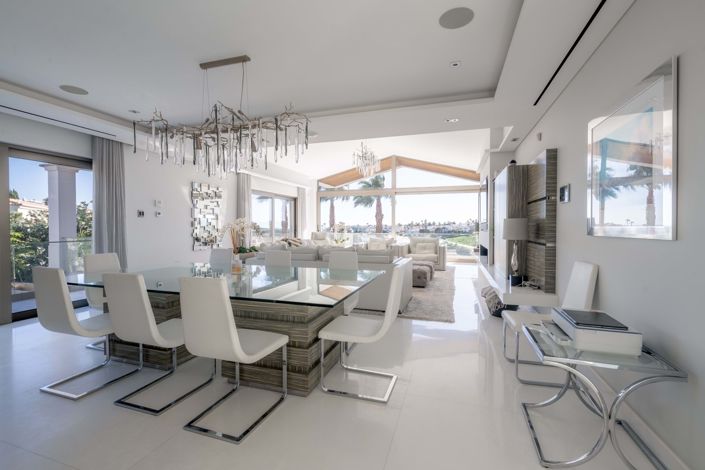 Image No.29-5 Bed Villa for sale