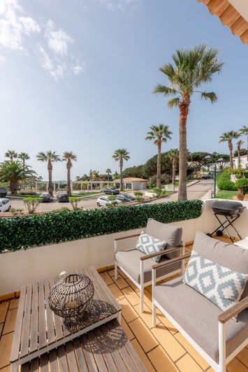 Image No.10-3 Bed Townhouse for sale