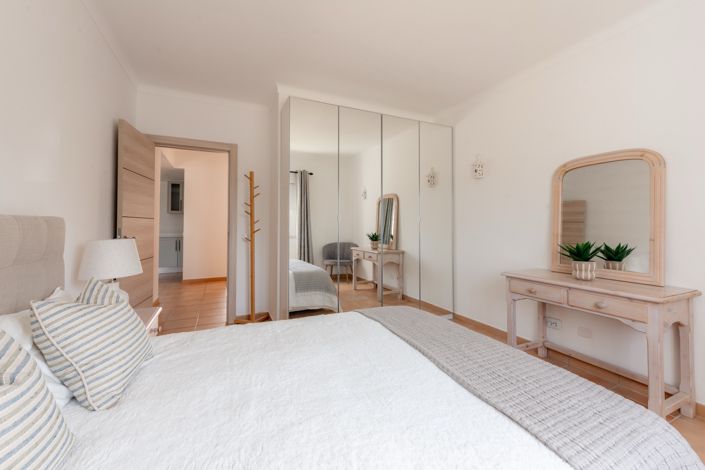 Image No.16-3 Bed Townhouse for sale