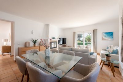 23-4581-78d1f4f8b6655591b02d22fabb36a692d73cc