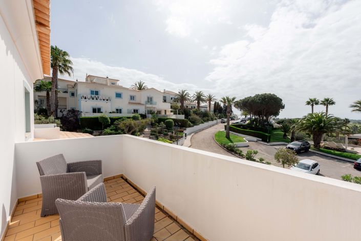 Image No.22-3 Bed Townhouse for sale