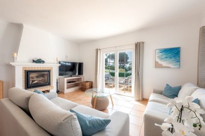 23-4581-78d1f4f8b6655591b02d22fabb36a692d73cc