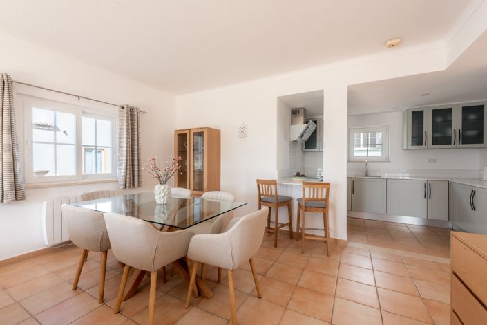 Image No.6-3 Bed Townhouse for sale