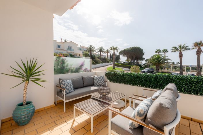 Image No.8-3 Bed Townhouse for sale