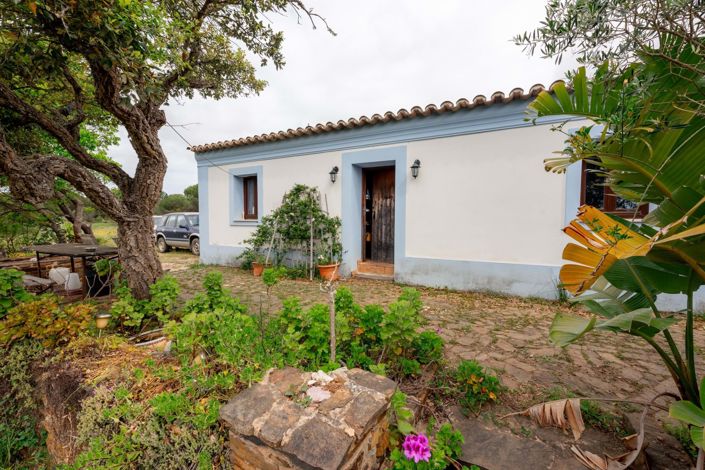 Image No.2-3 Bed Villa for sale