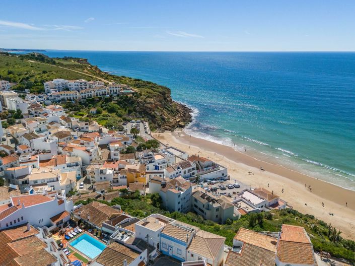 Image No.27-2 Bed Apartment for sale